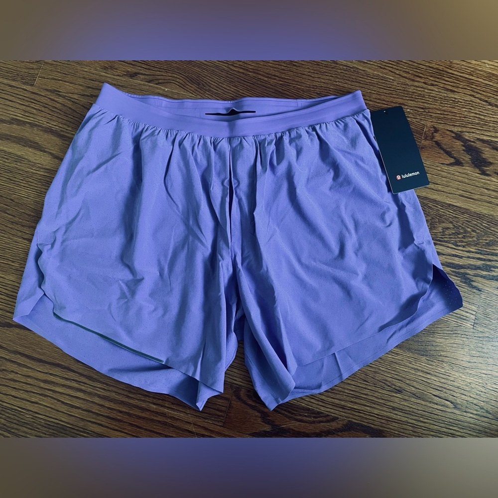 Lululemon men’s fast and free short 6 inch lined